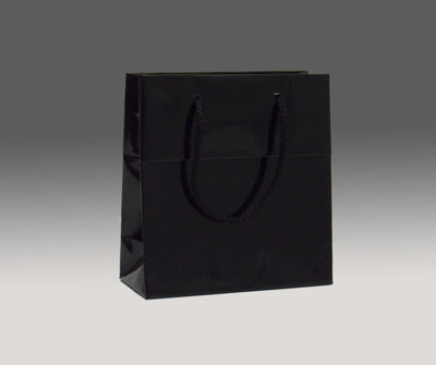 Čierna matná taška s manžetou 16x16x9 cm