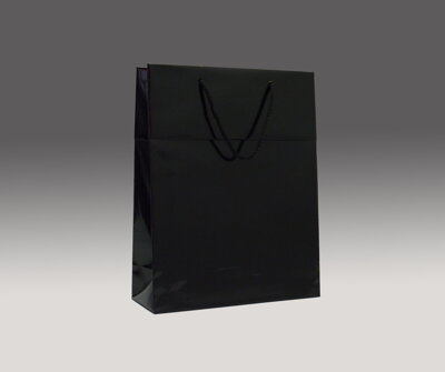 Čierna matná taška s manžetou 30x24x9 cm
