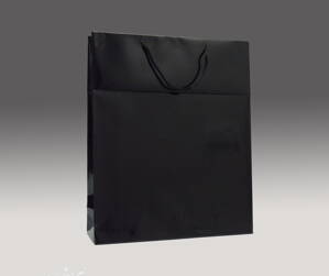 Čierna matná taška s manžetou 36x32x10 cm